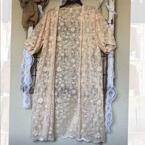 Long lace kimono! Beautiful layering piece!